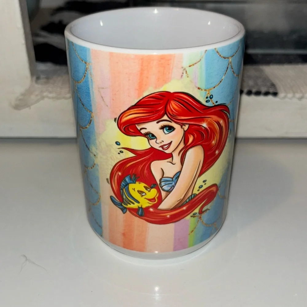 Disney’s The Little Mermaid - Ariel coffee mug - Picture 4 of 9